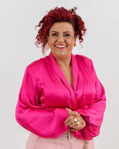 Ivonéia de Andrade Aparecido Furtado - Enfermeira Ivonéia
